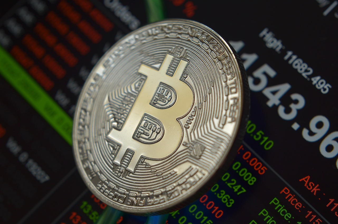 Bitcoin Faces Its Toughest Month in a Year, but Analyst Sees Signs of a Recovery
