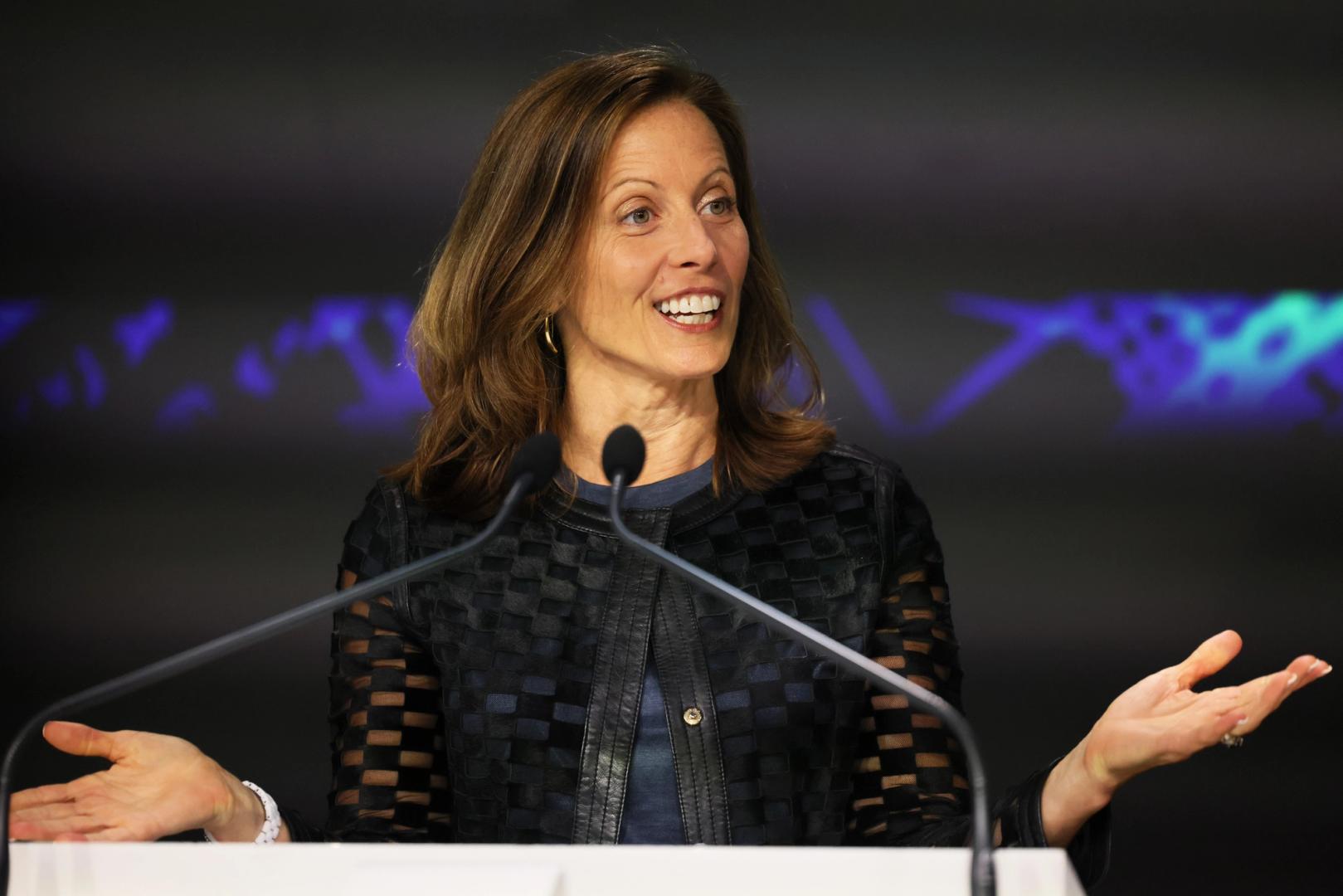 Nasdaq CEO Outlines 3 Ways Blockchain Can Fix Finance